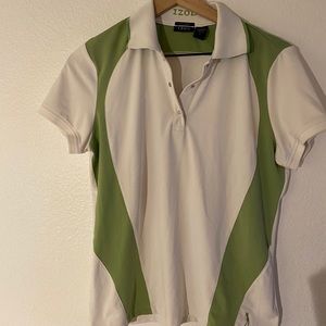 green and white golf tee